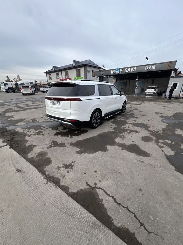 Kia karnival sotiladi 2021 yilgi 27200 km yurgan Kia karnival sotiladi 2021 yilgi 27200 km yurgan