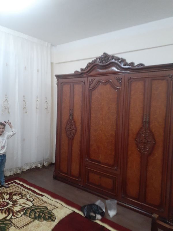 Продам китайский спални гарнитур Продам китайский спални гарнитур