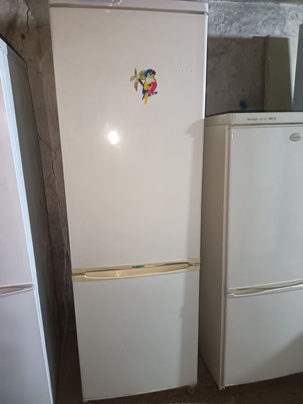 Продам холодильник снаиге Продам холодильник снаиге