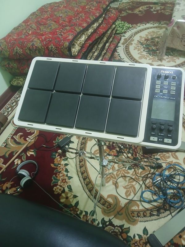 Octapad spd-30 электро барабан Octapad spd-30 электро барабан