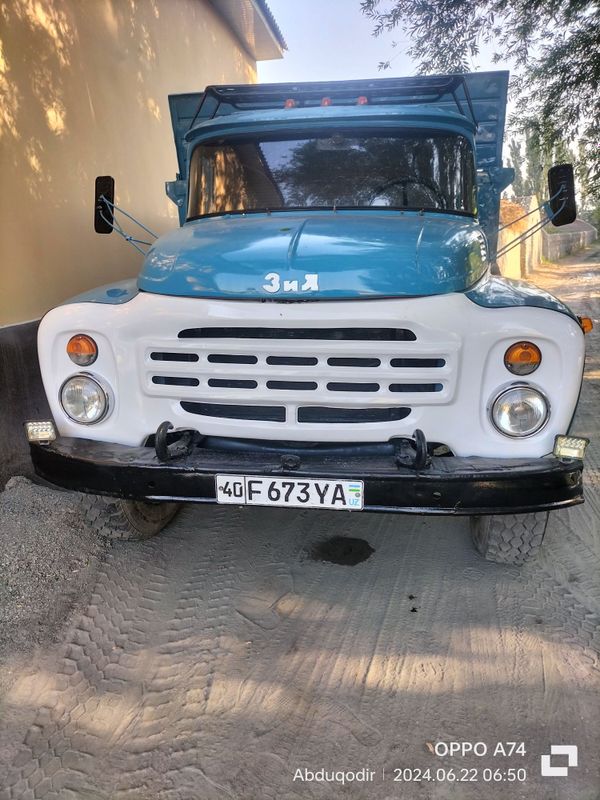 Zil 130 sotiladi realniy oladiganlar tel qilsin