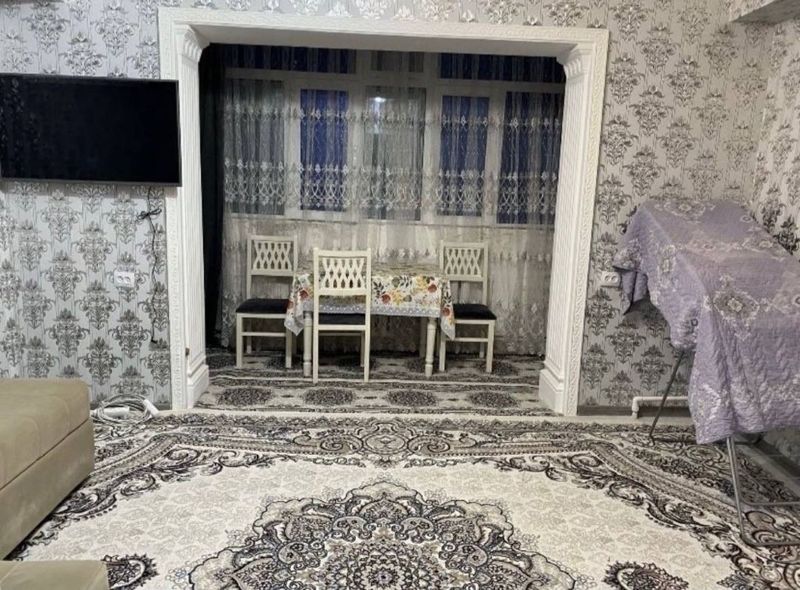 Юнусабад 2кв 1 комн 4 этаж Юнусабад 2кв 1 комн 4 этаж