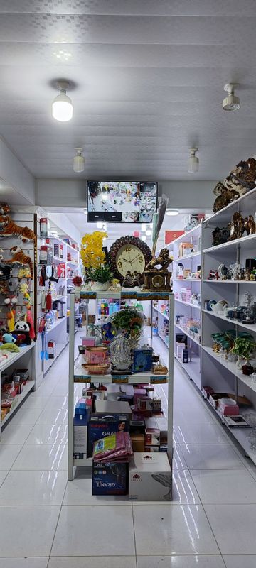 Сдам или продам магазин сувенирных вещей Сдам или продам магазин сувенирных вещей