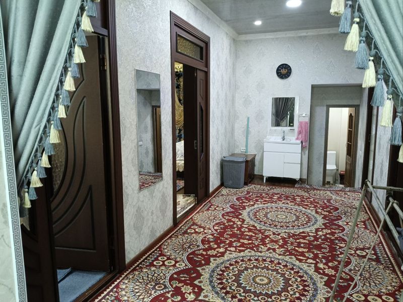Участка сотилади Урикзор бозори ва Абу сахий уртасида жойлашган 6 соти