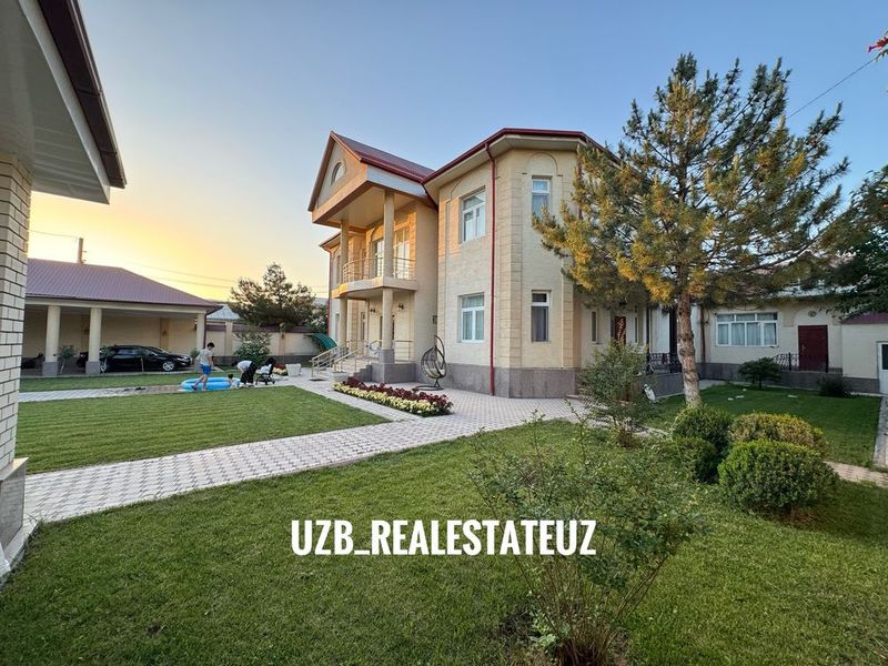 Ор-р: Амир Темур махалла Продается Евро Дом 11.соток Первая линия Ор-р: Амир Темур махалла Продается Евро Дом 11.соток Первая линия