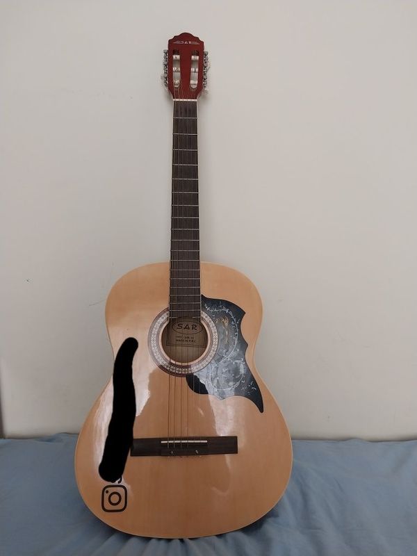 Gitara SAR Akustik ideal holatda