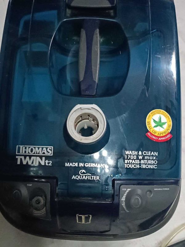 Продается пылесос моющий THOMAS AQUA+ рабочий с аква фильтром