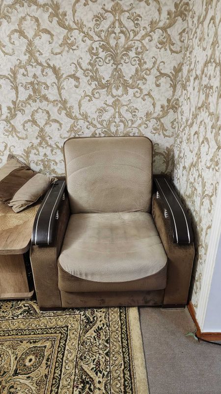 Divan+ Kreslo + Divan срочно Divan+ Kreslo + Divan срочно