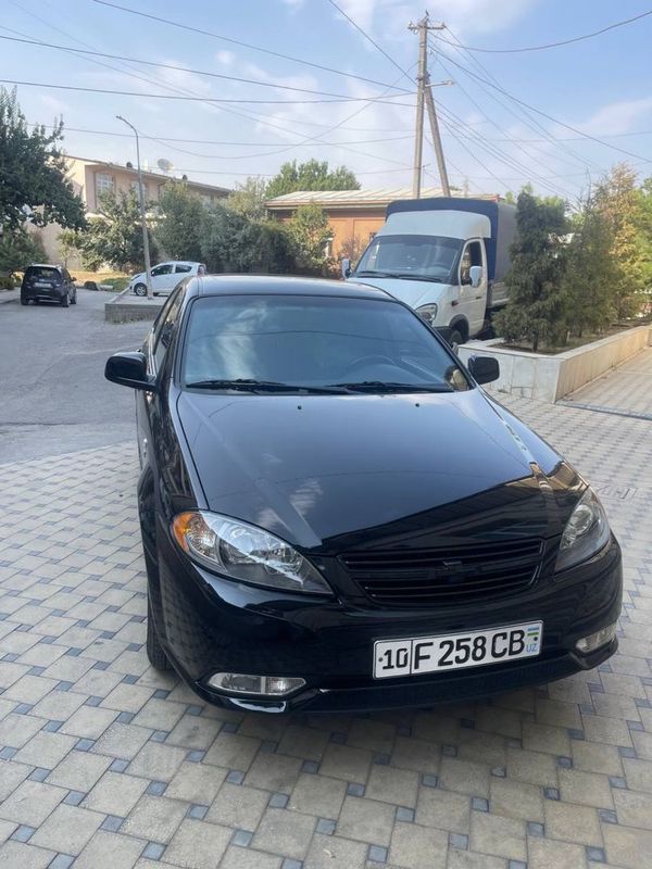 Jentra sotiladi 2023 yil 27000 yurgan Jentra sotiladi 2023 yil 27000 yurgan