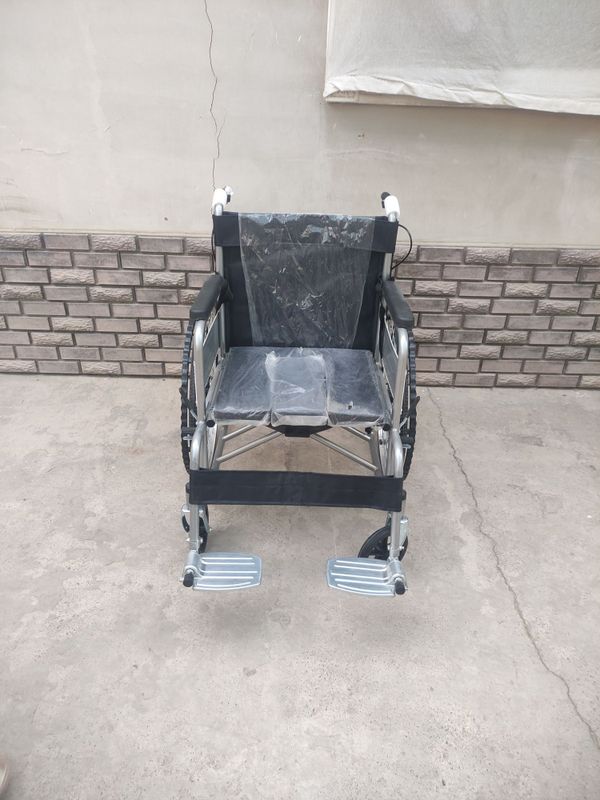 Nogironlar aravasi yangi Nogironlar aravasi yangi