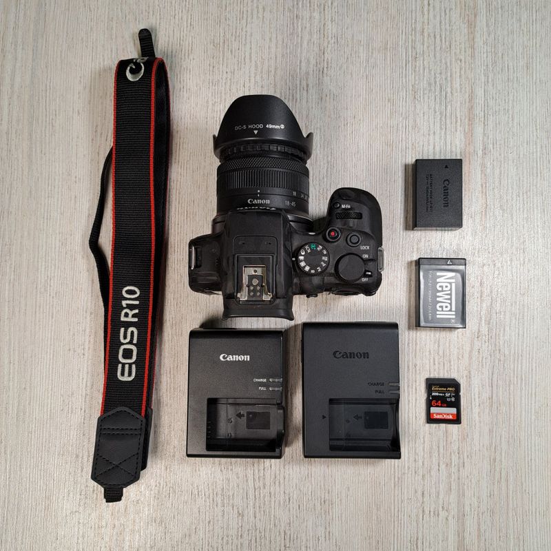 Canon EOS R10 sotiladi