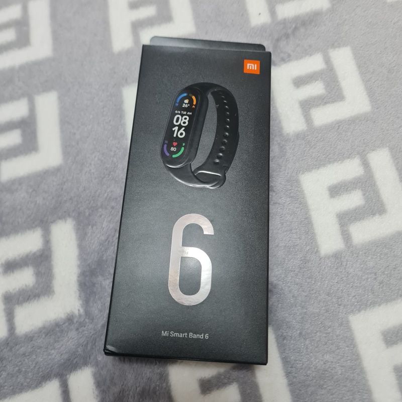 Продается смарт браслет Mi Band 6