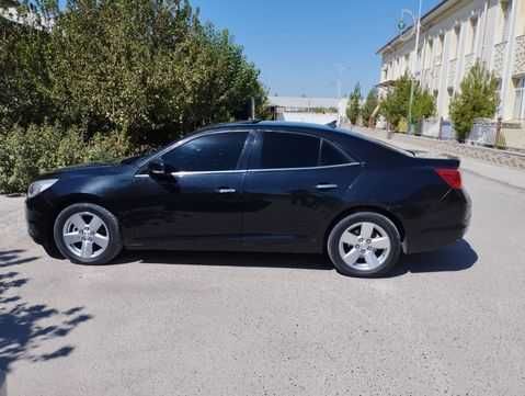 Malibu 1 sotiladi holati yaxshi