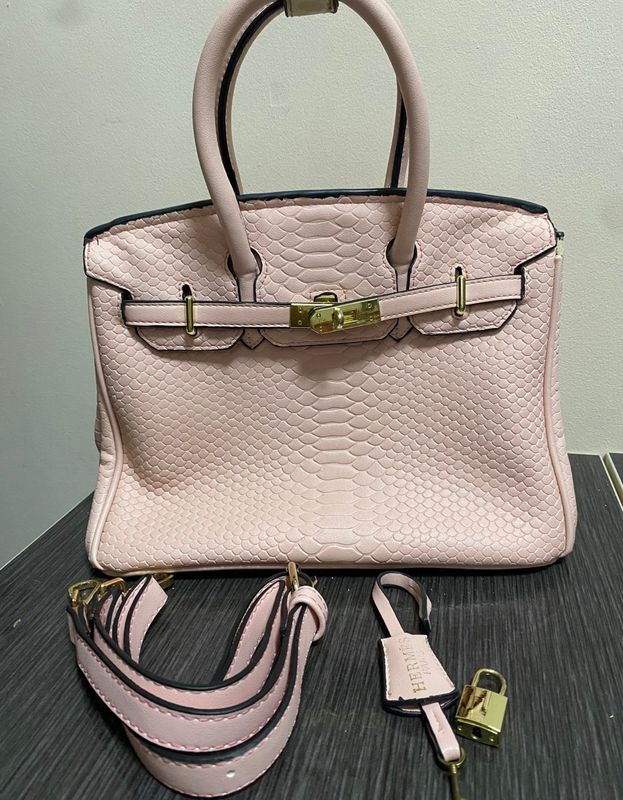 Hermes sumka Hermes sumka