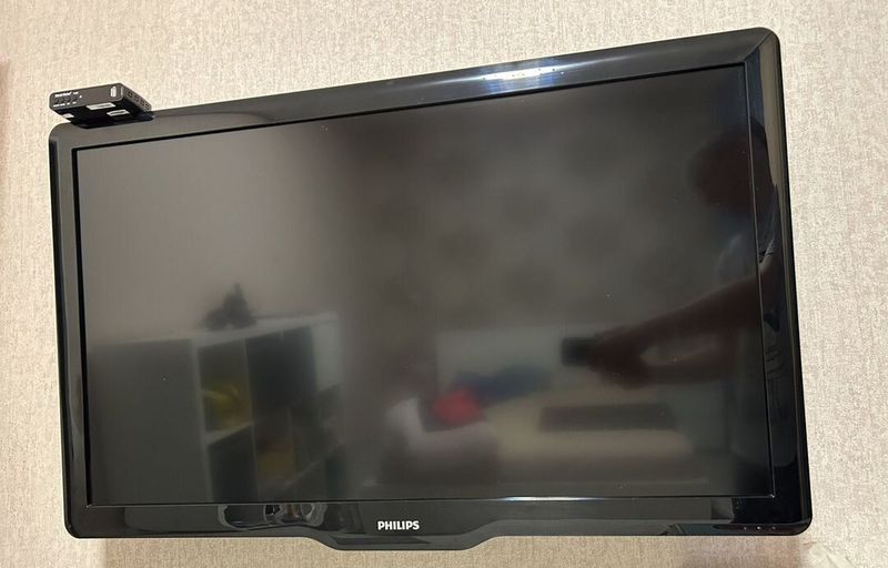 Телевизор Philips 42 диагональ Телевизор Philips 42 диагональ