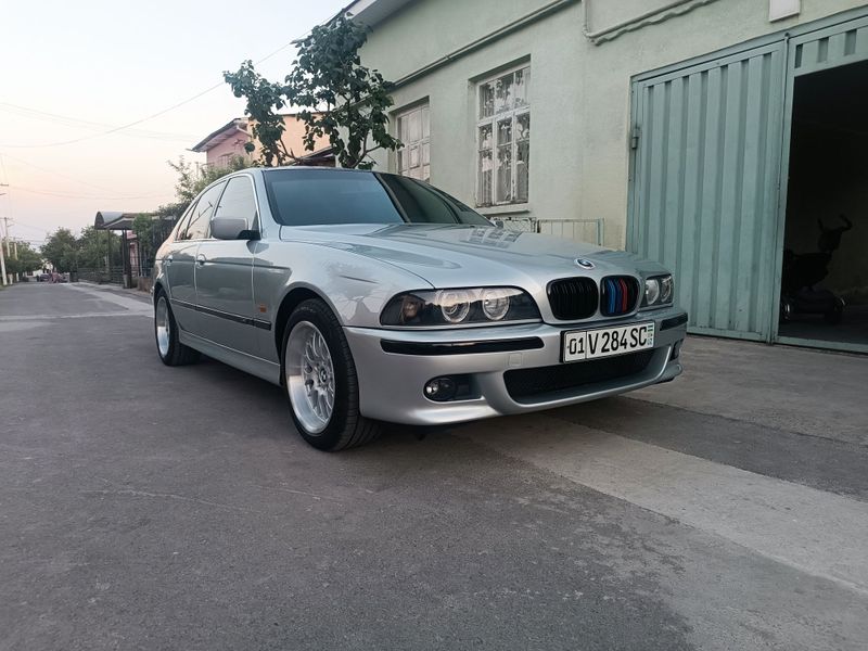 Bmw 520i sotiladi srochna Bmw 520i sotiladi srochna