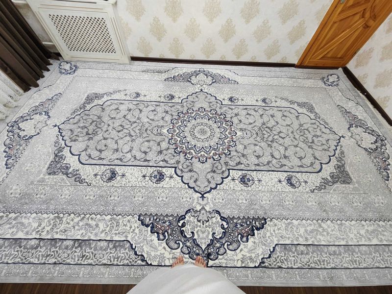 Продаётся Ковёр 3х5 (Гилам сотилади)
