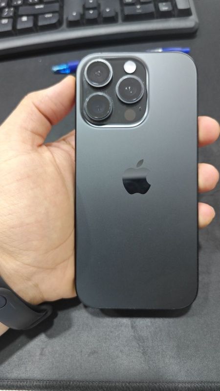 iPhone 16 Pro 128Gb Qora ёмкость 100% iPhone 16 Pro 128Gb Qora ёмкость 100%