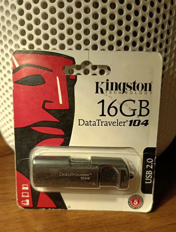 Новые Флешки SanDisk 16Gb, 32Gb, otg usb 3.0 и 2.0 Новые Флешки SanDisk 16Gb, 32Gb, otg usb 3.0 и 2.0