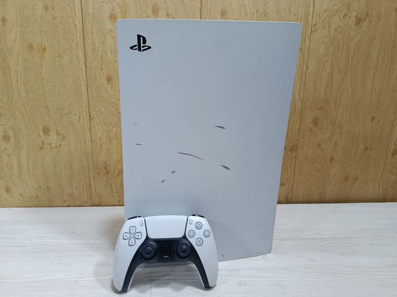 Игровая приставка Sony PlayStation 5 FAT, 3 ревизия Игровая приставка Sony PlayStation 5 FAT, 3 ревизия