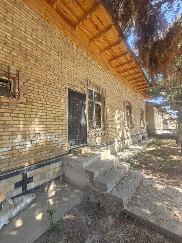 Buxoro viloyati, Buxoro shahrida Mehmonxona binosi sotilmoqda Buxoro viloyati, Buxoro shahrida Mehmonxona binosi sotilmoqda