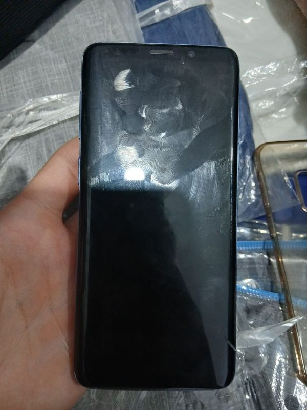 Samsung s9 64Gb xotira azu 4 Samsung s9 64Gb xotira azu 4