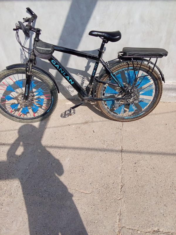Velosiped sotiladi nahini kelishamiz Velosiped sotiladi nahini kelishamiz