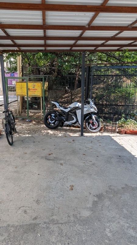 Yamaha R3 electro Yamaha R3 electro