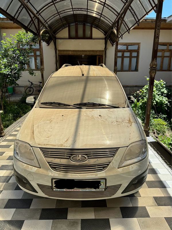 Lada Largus 1.6 reno