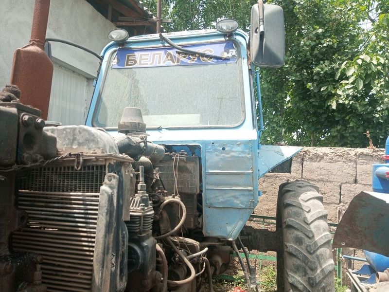 Mtz 80 Belarus traktorlar sotiladi