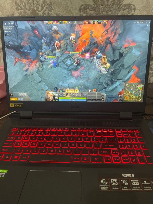 Acer Nitro 5 i5-12500