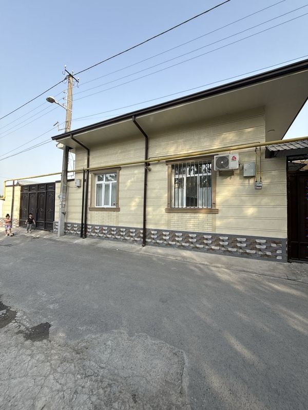 Sergeli Tumanida Shinamgina Xovli sotiladi Sergeli Tumanida Shinamgina Xovli sotiladi