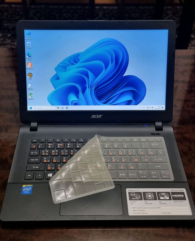 ACER Aspire E13 (ES1-311-C9H7) noutbuk ACER Aspire E13 (ES1-311-C9H7) noutbuk