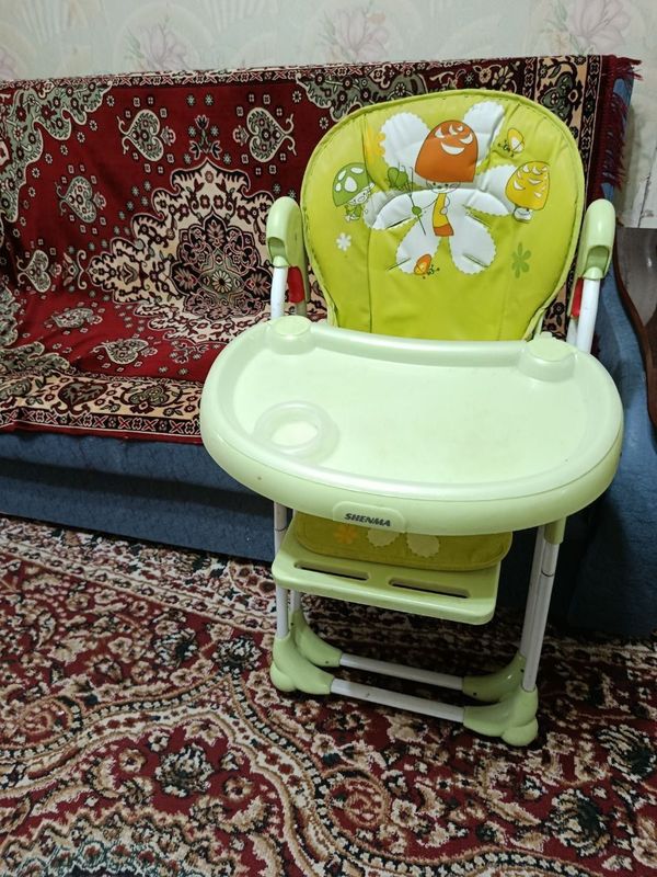 Продаётся стульчик для кормления