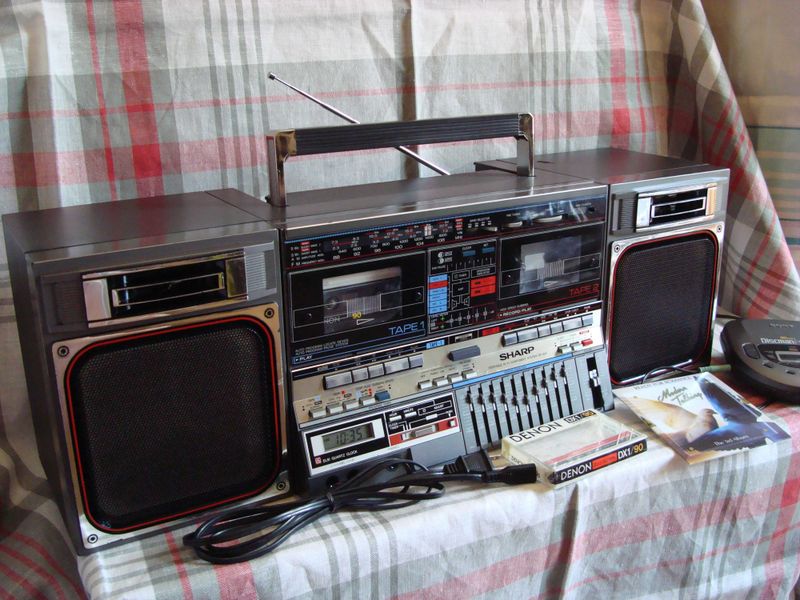 SHARP GF-800 Z (D) 1985 год. ORIG. MADE IN JAPAN SHARP GF-800 Z (D) 1985 год. ORIG. MADE IN JAPAN