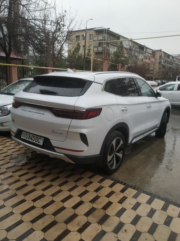 BYD Song Plus EV Yili 2022. Narxi 20.200$ y.e Chil.T