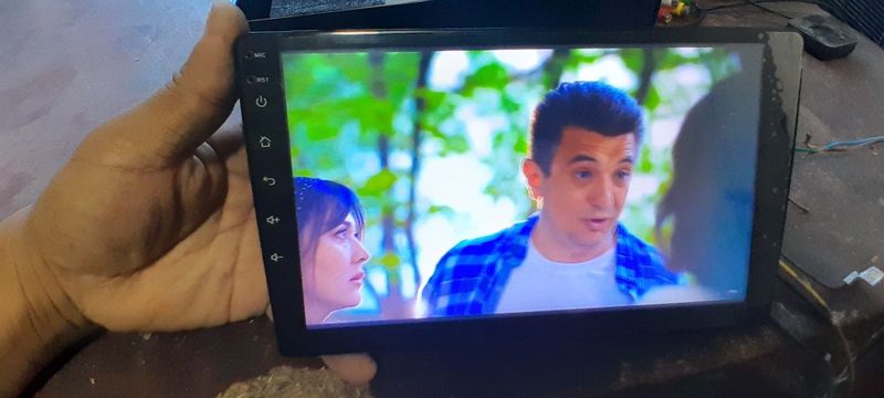 BEZ Andiroid manitor sotiladi 9 dyumlik BEZ Andiroid manitor sotiladi 9 dyumlik