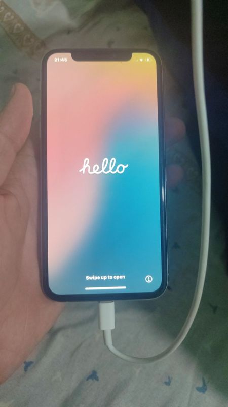 Iphone xs iclodga tuwgan Iphone xs iclodga tuwgan