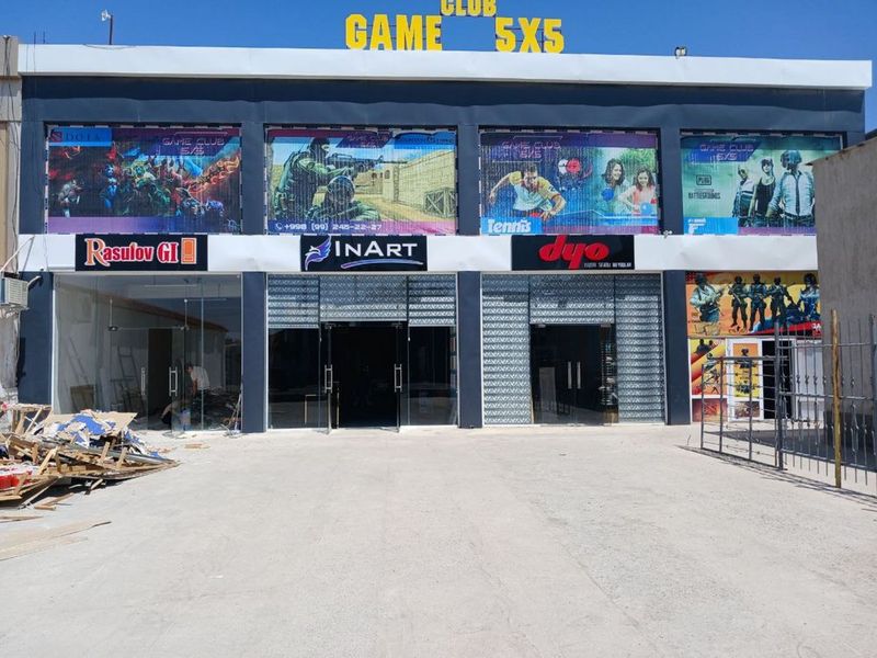 Tayyor yer joy, magazinlar 2 qavatli bino