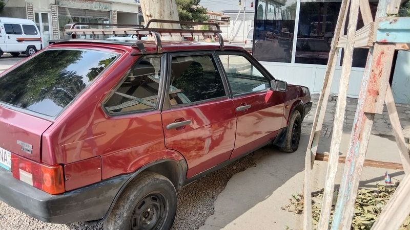 Vaz 2109 sotiladi Vaz 2109 sotiladi