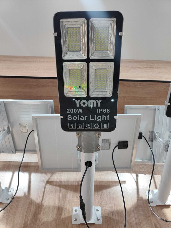 Солнечный прожектор 200W Солнечный прожектор 200W