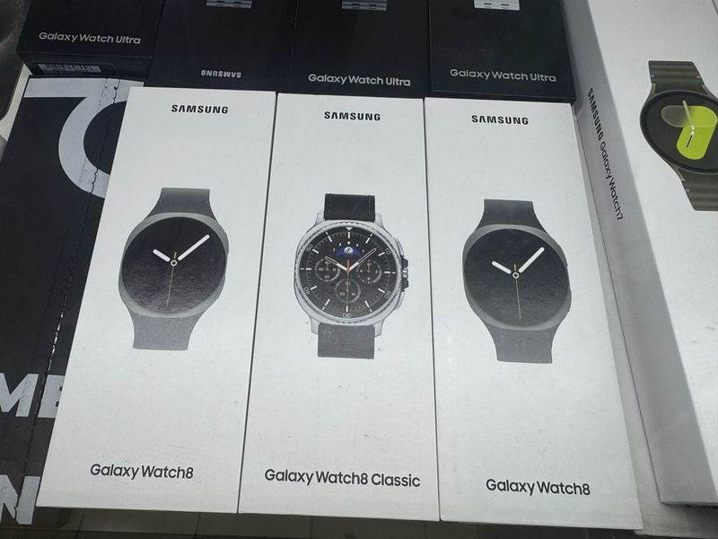 Galaxy watch 8 290$ Galaxy watch 8 classik 400$ Galaxy watch 8 290$ Galaxy watch 8 classik 400$