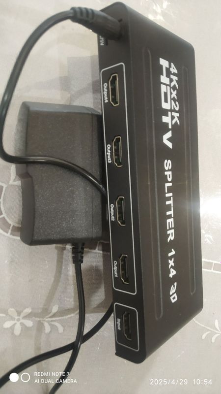 Splitter HDTV 4 K 3D Splitter HDTV 4 K 3D