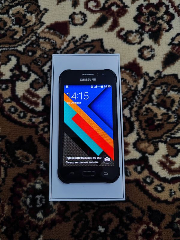 Samsung galaxy J1 ace Samsung galaxy J1 ace