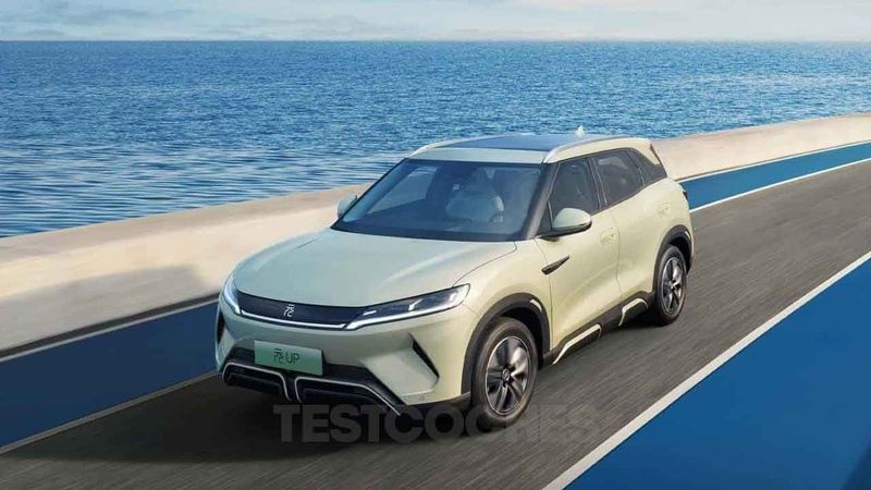 BYD yuan plus nasiyaga va naqtga BYD yuan plus nasiyaga va naqtga
