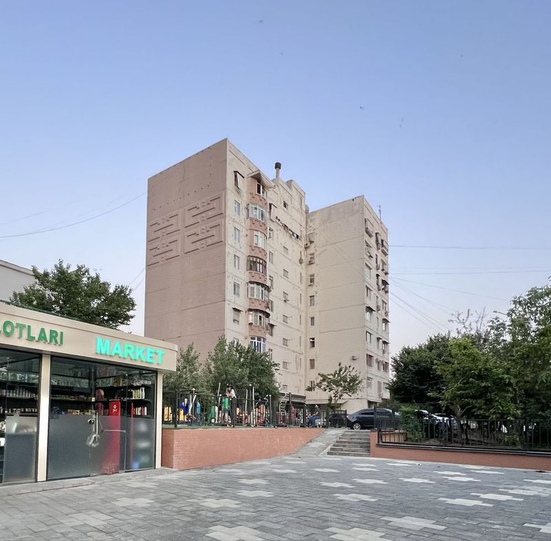 Без маклер, 2/3/9 Кушбеги Без маклер, 2/3/9 Кушбеги