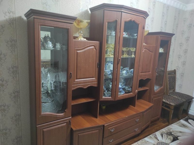 Продаю стенку для зала
