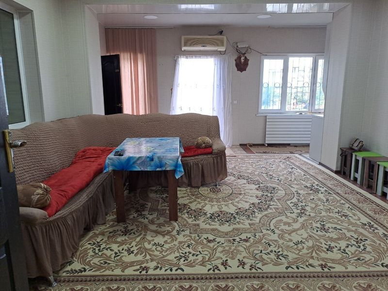 dacha sotiladi srochnk