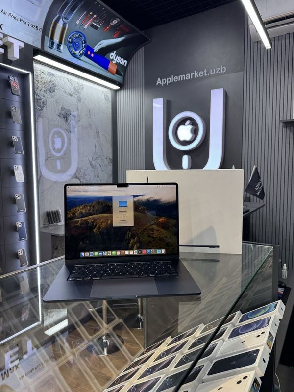 Macbook Air 15 Inch m3 8/256gb Macbook Air 15 Inch m3 8/256gb