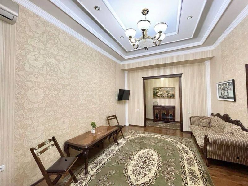 Сдается в аренду 3 комнатная квартира на ул.Ш.Руставелли Сдается в аренду 3 комнатная квартира на ул.Ш.Руставелли